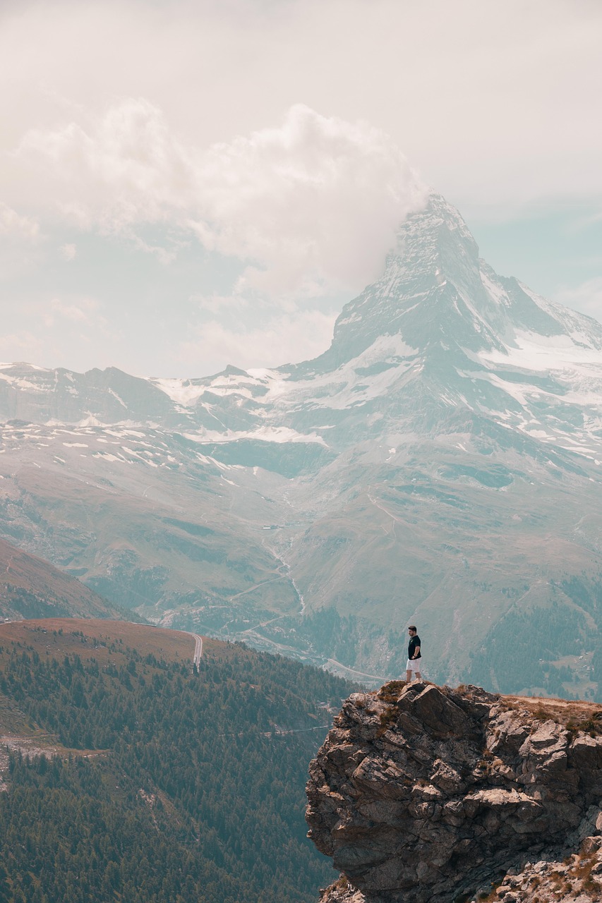 Les Alpes face au déclin imminent de l’or blanc : quels horizons pour la montagne ?