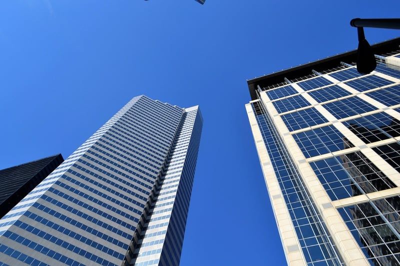 Pourquoi votre signalétique extérieure entreprise région nantaise doit évoluer en 2026