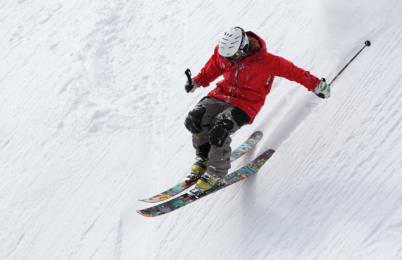 découvrez l'univers passionnant du ski : des conseils pour débutants, des stations les plus prisées, des techniques pour perfectionner votre glisse et les meilleures activités après-ski. enfilez vos skis et laissez-vous emporter par l'adrénaline des pistes enneigées !