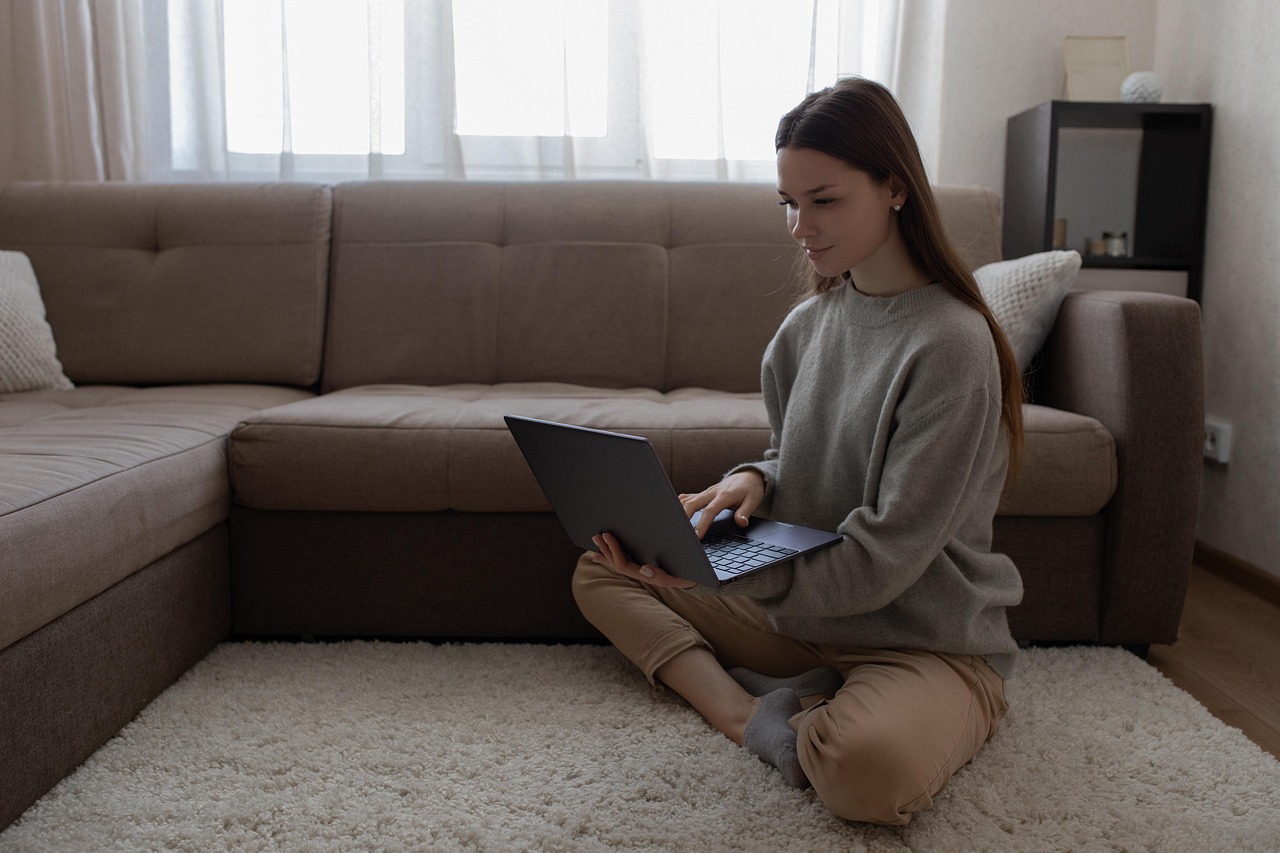 découvrez les avantages du télétravail, une solution flexible qui transforme votre façon de travailler. apprenez comment optimiser votre productivité, équilibrer vie professionnelle et personnelle, et profiter d'un cadre de travail adapté à vos besoins.