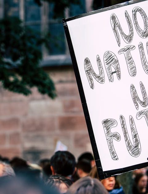 découvrez l'impact du changement climatique sur notre planète, ses causes, ses conséquences et les actions que nous pouvons entreprendre pour préserver notre environnement et lutter contre ce phénomène global.