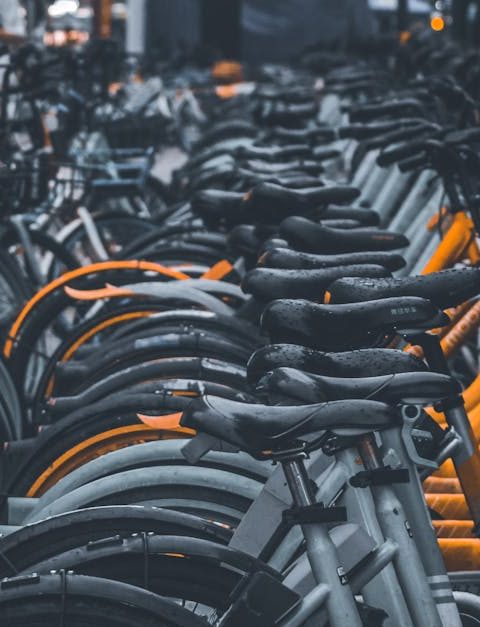 découvrez comment les paysages urbains durables transforment nos villes en espaces verts et vivables. explorez des initiatives innovantes pour intégrer la nature dans l'urbanisme, réduire l'empreinte carbone et améliorer la qualité de vie des citoyens.