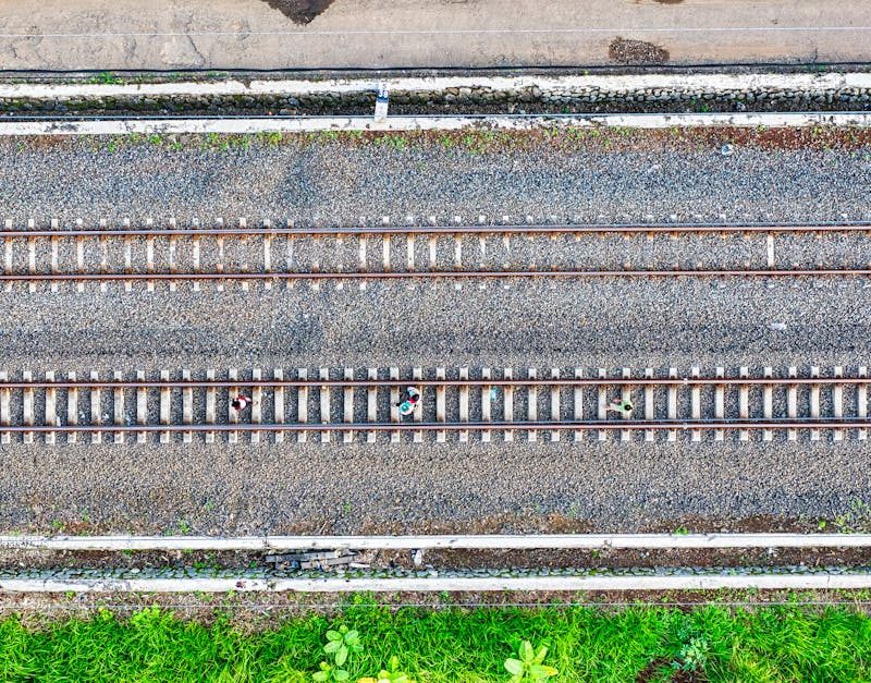 découvrez les solutions de transport durable qui préservent l'environnement tout en améliorant la mobilité. explorez les innovations et les pratiques écologiques pour un avenir plus vert.