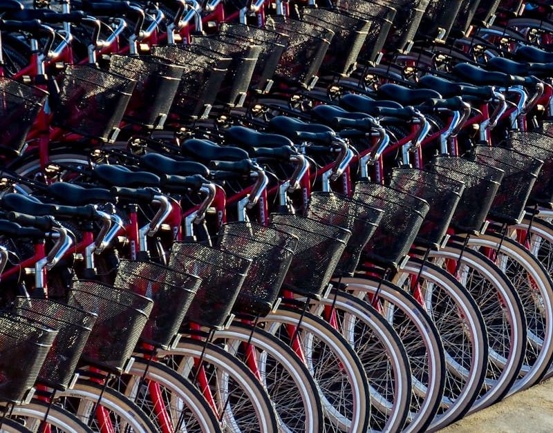 découvrez les solutions de transport durable qui allient efficacité, respect de l'environnement et réduction des émissions de carbone. explorez les alternatives innovantes pour un avenir plus vert.