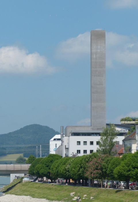 découvrez le chauffage de district, une solution énergétique durable et économique permettant de fournir de la chaleur et de l'eau chaude à des bâtiments et des quartiers entiers grâce à un réseau de distribution centralisé. optimisez votre consommation d'énergie tout en réduisant votre empreinte carbone.