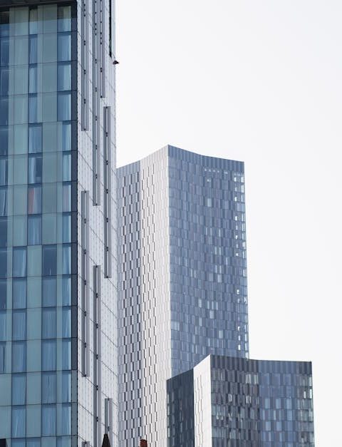 découvrez les enjeux et les innovations de la régénération urbaine, une approche essentielle pour revitaliser nos villes tout en préservant leur patrimoine. plongez dans les stratégies durables et les projets inspirants qui transforment l'environnement urbain.