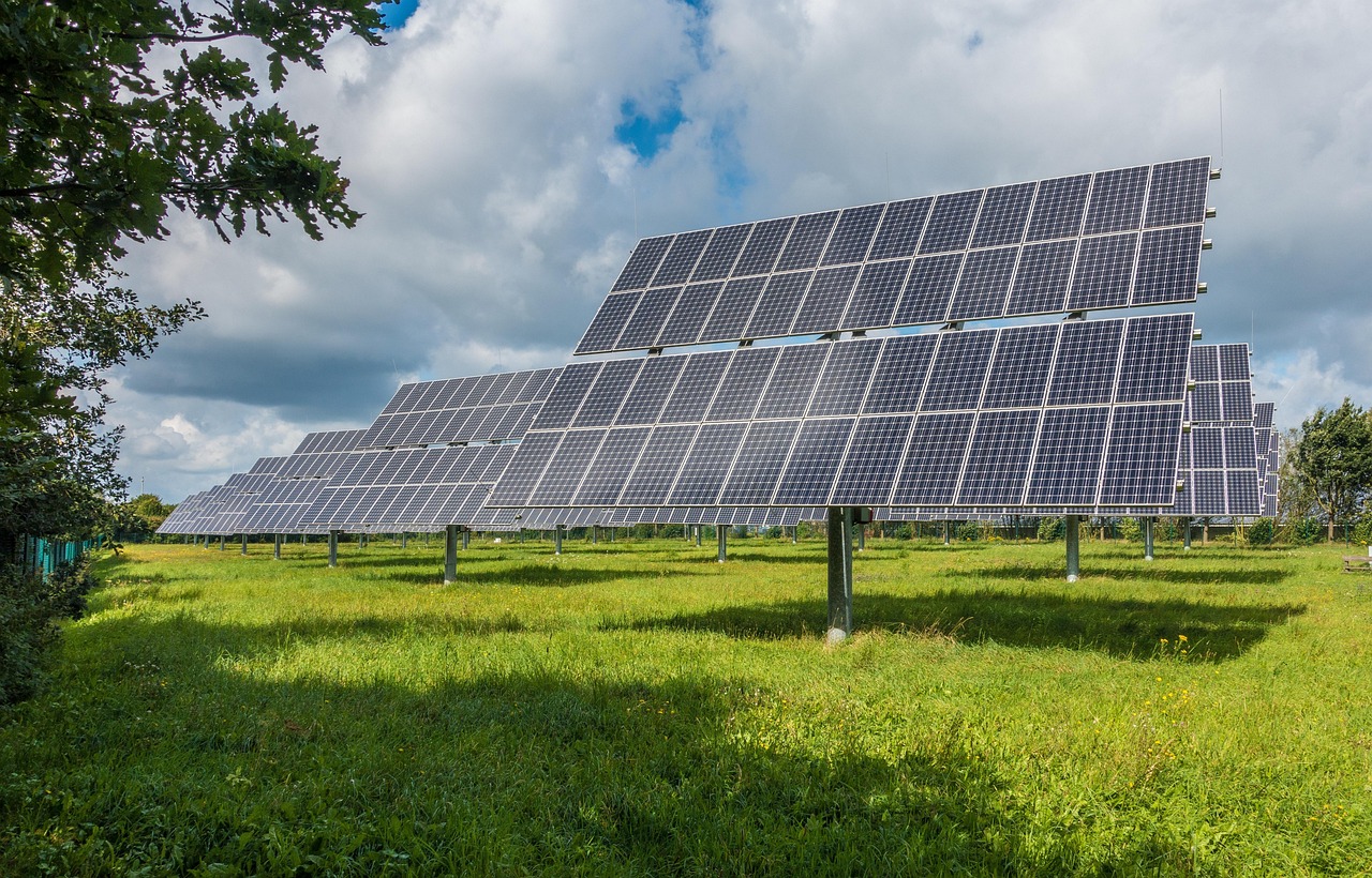 découvrez l'énergie solaire : une solution écologique et économique pour produire de l'électricité grâce au soleil. informations, avantages et conseils pour passer à l'énergie solaire.