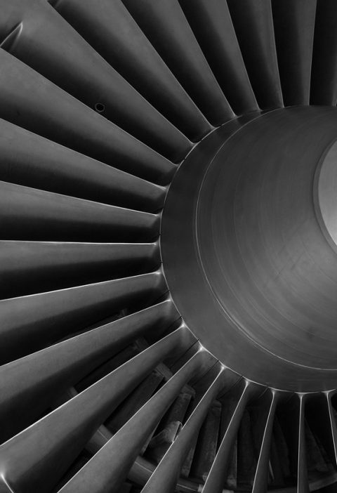 découvrez tout ce qu’il faut savoir sur l’impact des aéronefs : analyse des conséquences, prévention des accidents et innovations pour renforcer la sécurité aérienne.