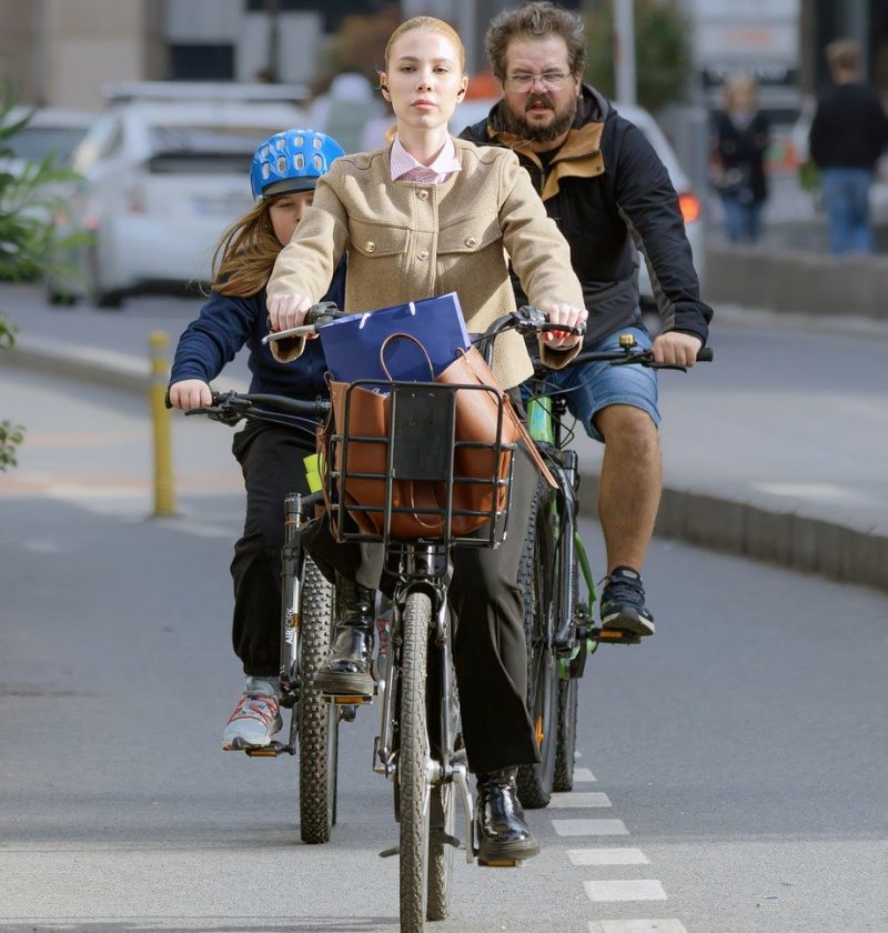 découvrez les solutions et innovations pour un transport durable, réduisez votre impact environnemental et favorisez une mobilité respectueuse de la planète.