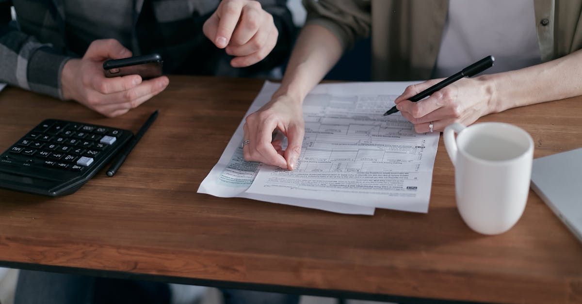 découvrez le principe de la taxation carbone, son fonctionnement, ses objectifs pour lutter contre le changement climatique et ses effets sur l’économie et l’environnement.