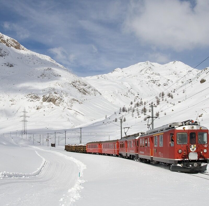 découvrez la ligne ferroviaire montpellier-perpignan, un trajet rapide et confortable reliant deux villes phares du sud de la france, offrant des paysages magnifiques et un service efficace.